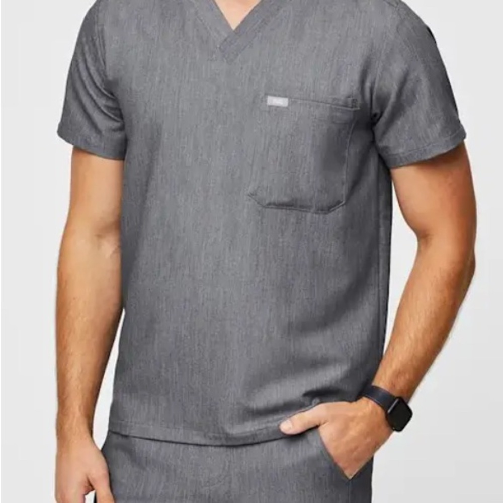 Figs Men's Graphite Scrub Set